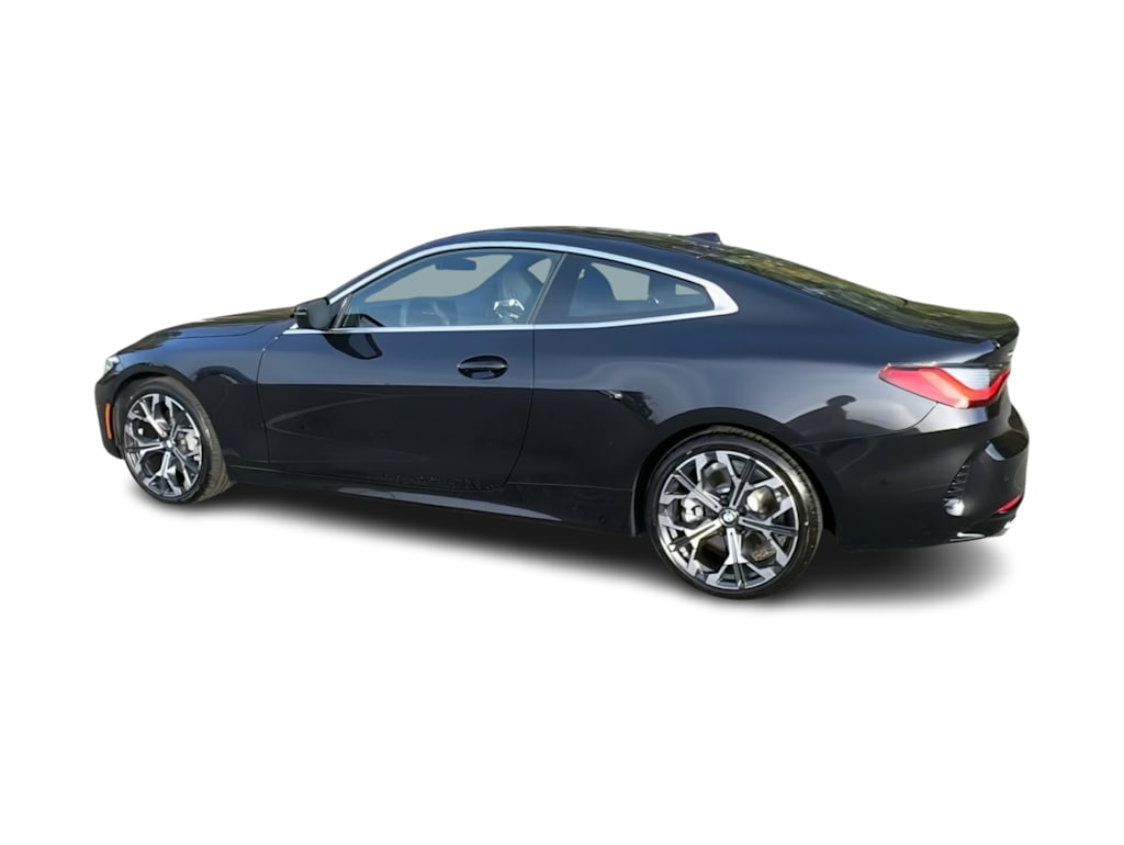 Thumbnail: 2026 BMW 4 Series - 3