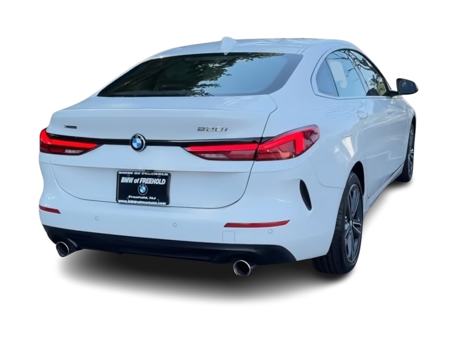 Thumbnail: 2022 BMW 2 Series - 22