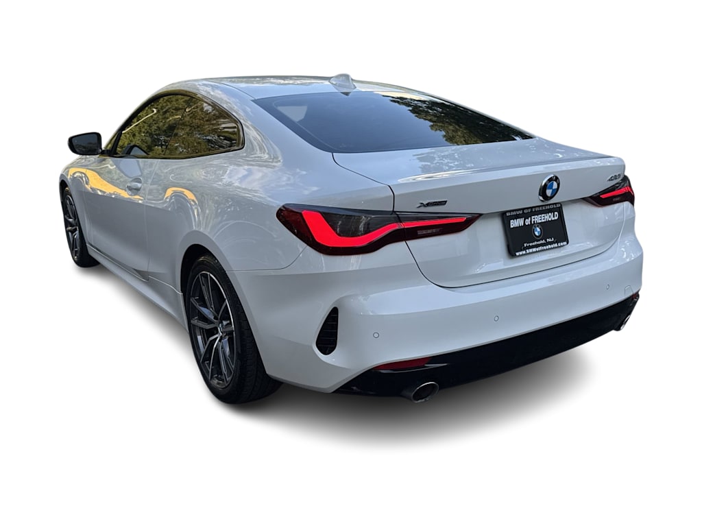 Thumbnail: 2022 BMW 4 Series - 4