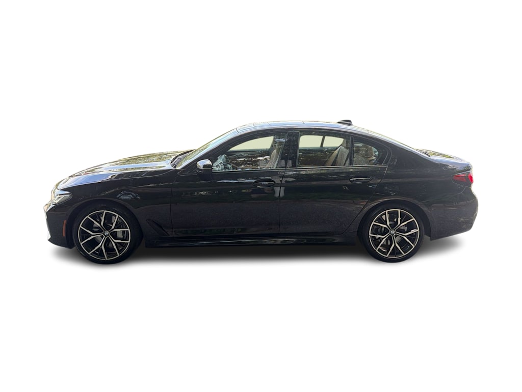 Thumbnail: 2023 BMW 5 Series - 22