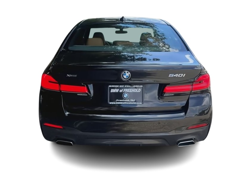 Thumbnail: 2023 BMW 5 Series - 5