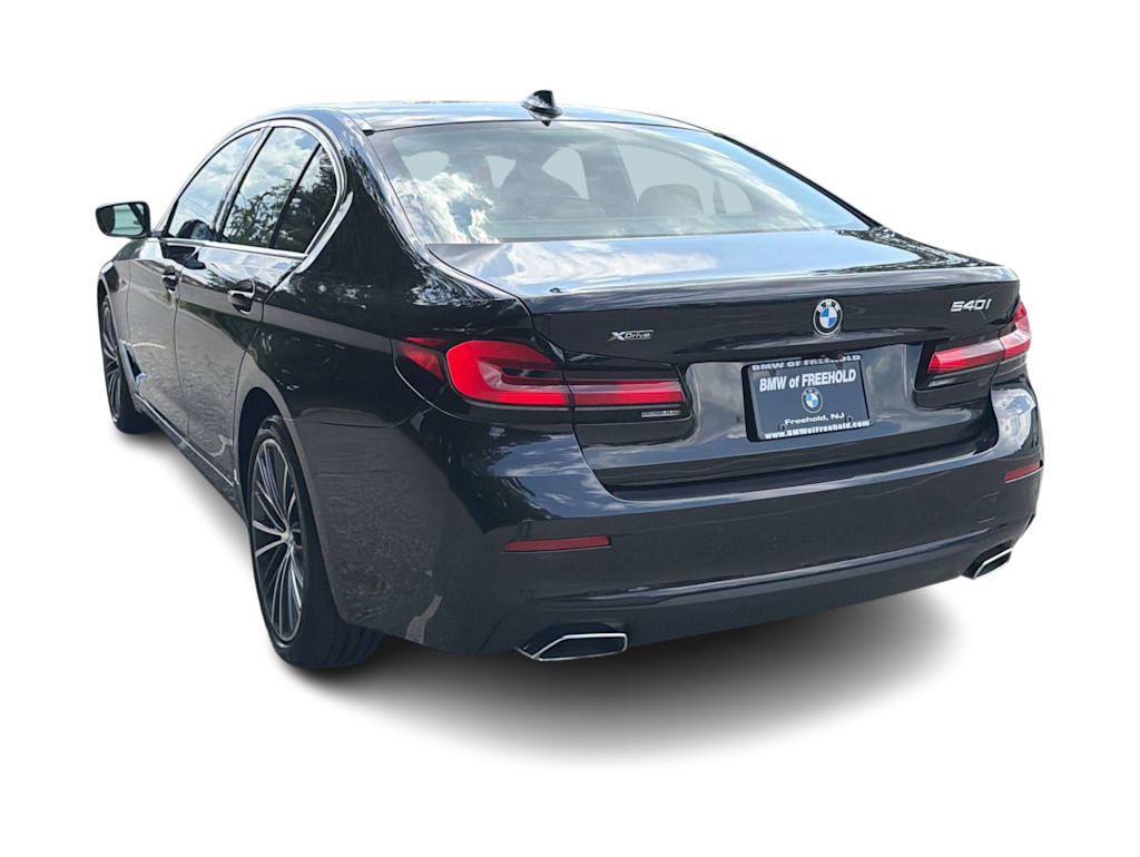Thumbnail: 2023 BMW 5 Series - 4