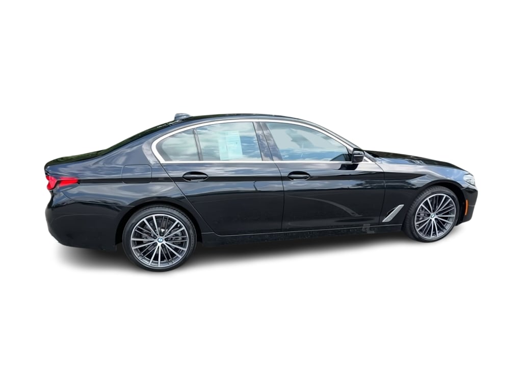 Thumbnail: 2023 BMW 5 Series - 21