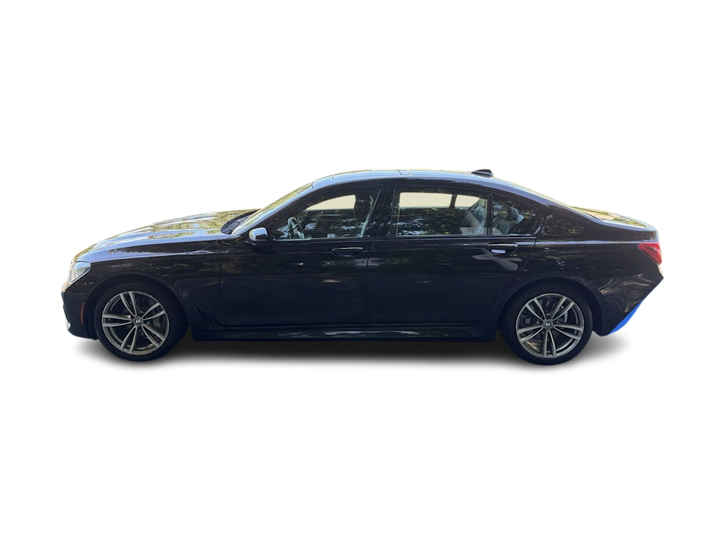 Thumbnail: 2019 BMW 7 Series - 24