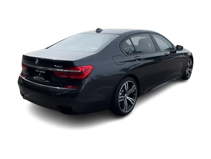 Thumbnail: 2019 BMW 7 Series - 23