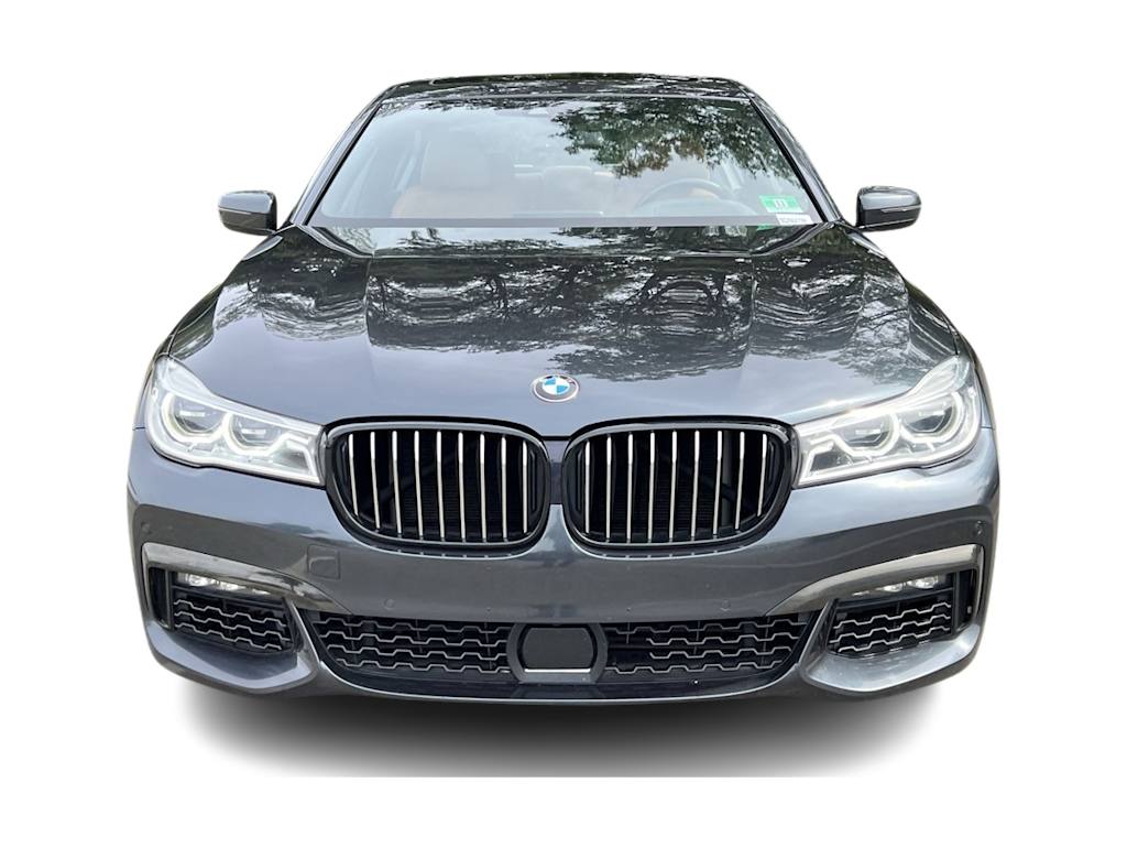 Thumbnail: 2019 BMW 7 Series - 26