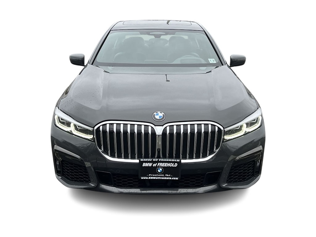 2022 BMW 7 Series 740i 26
