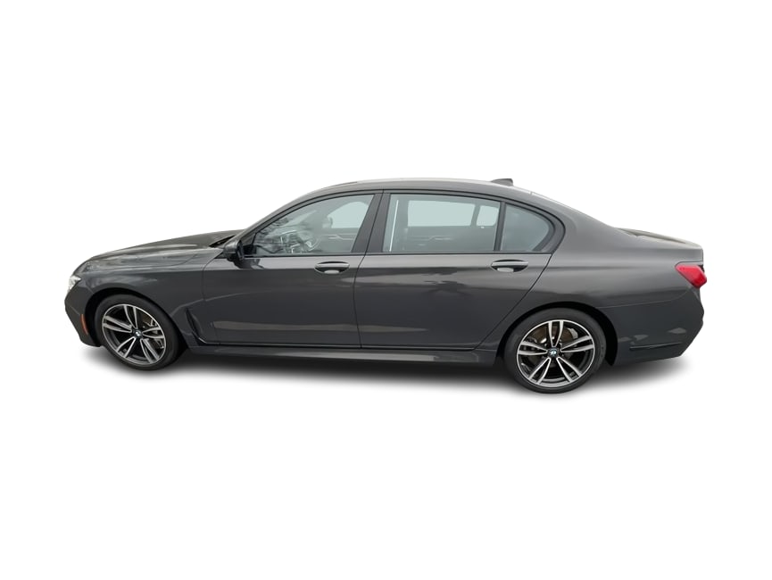 2022 BMW 7 Series 740i 3