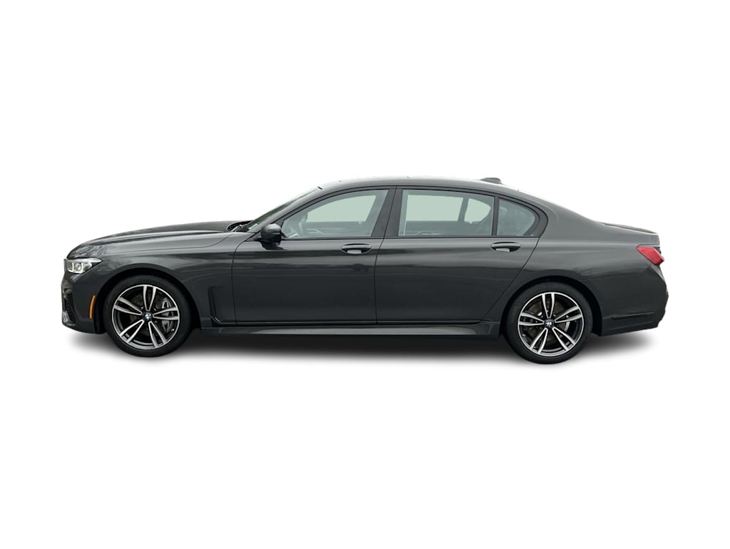 2022 BMW 7 Series 740i 23