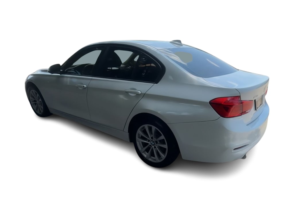 Thumbnail: 2018 BMW 3 Series - 4