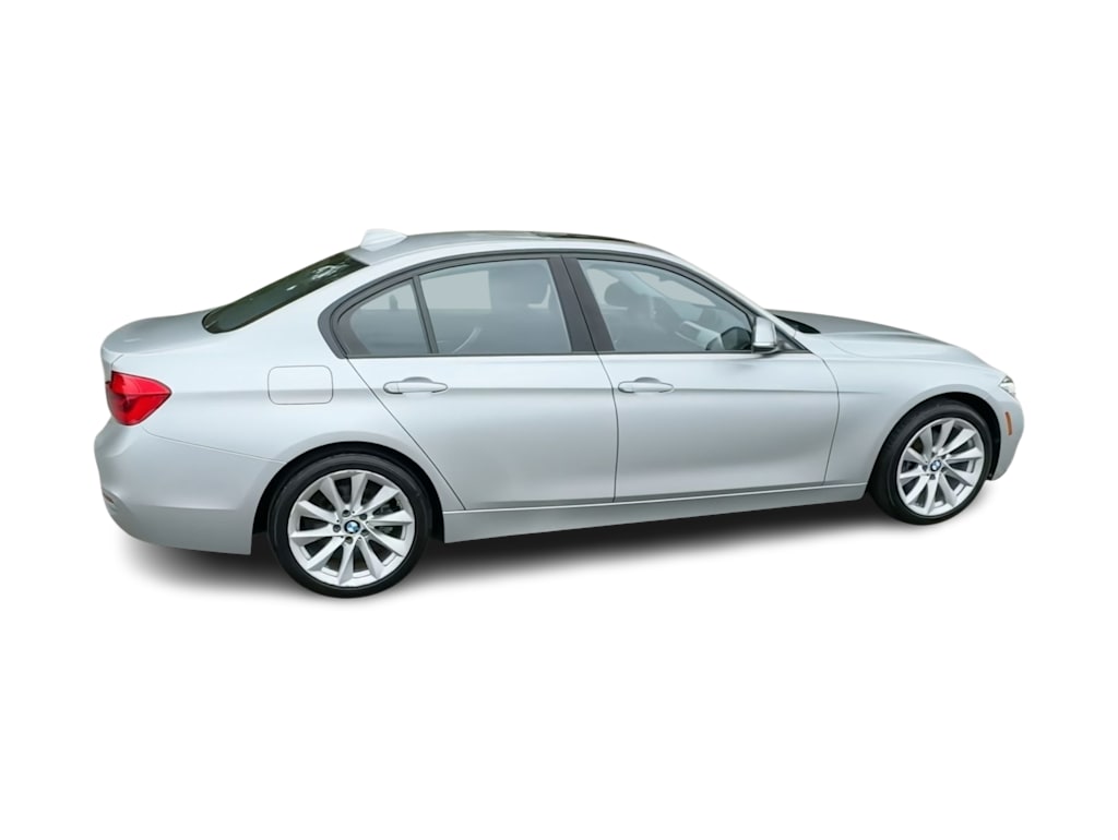 Thumbnail: 2018 BMW 3 Series - 22