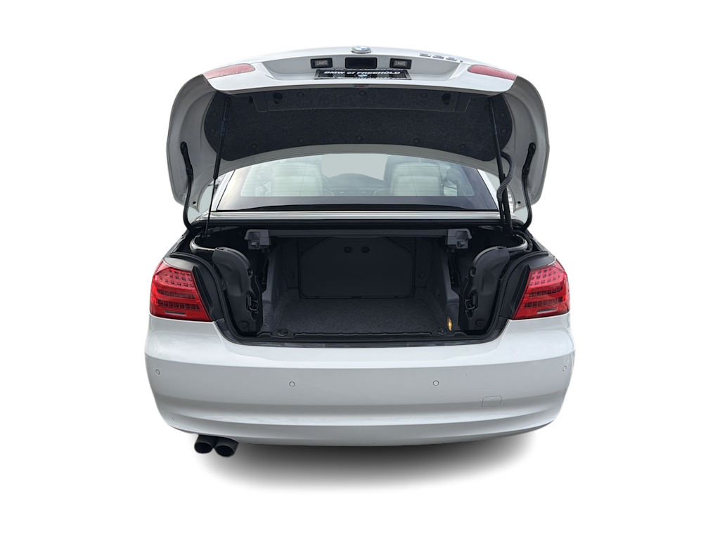 Thumbnail: 2011 BMW 3 Series - 26