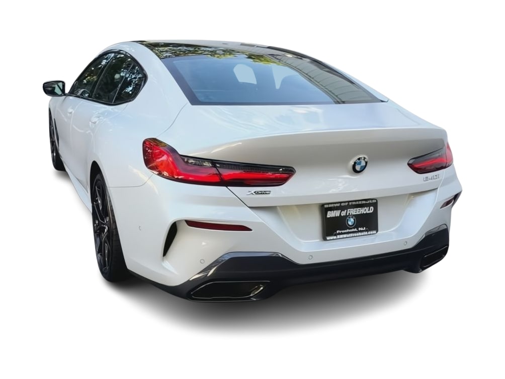 Thumbnail: 2024 BMW 8 Series - 22