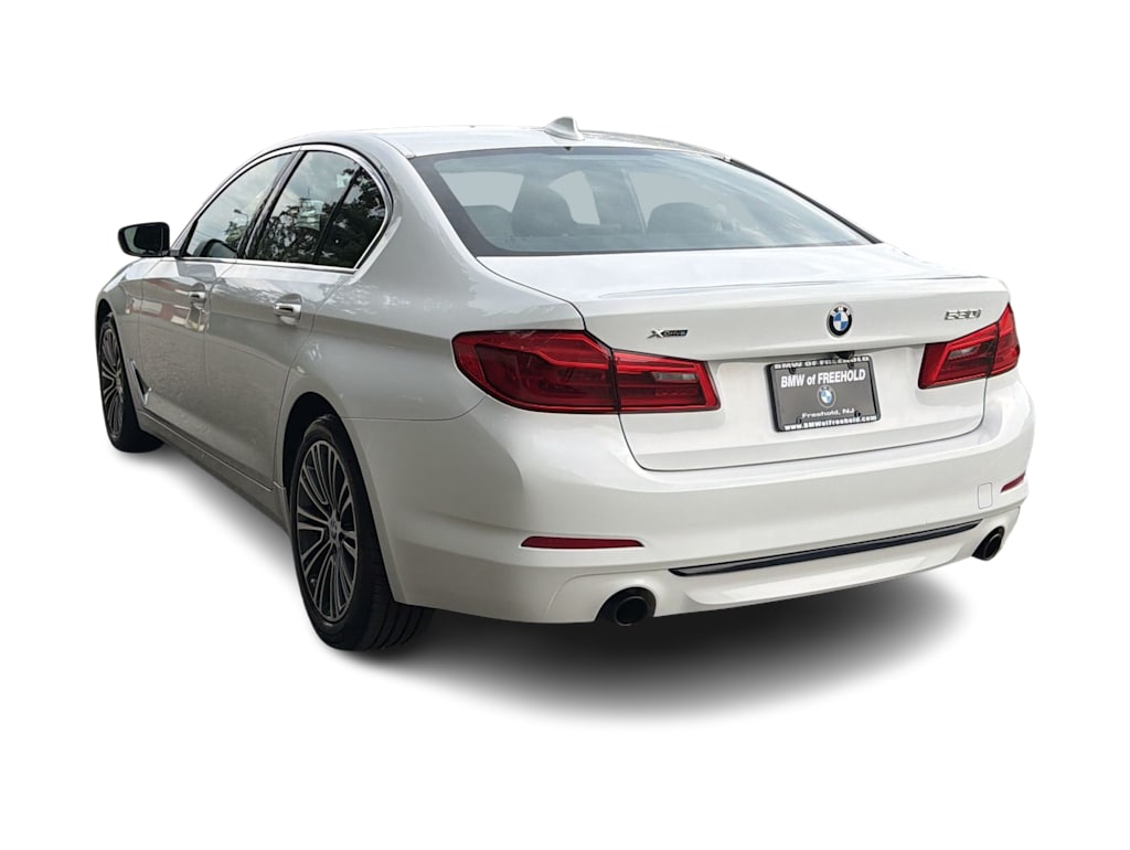 Thumbnail: 2018 BMW 5 Series - 4
