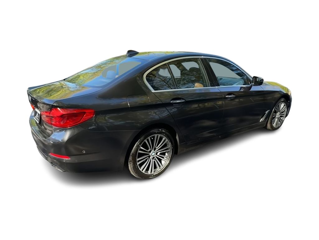 Thumbnail: 2017 BMW 5 Series - 23