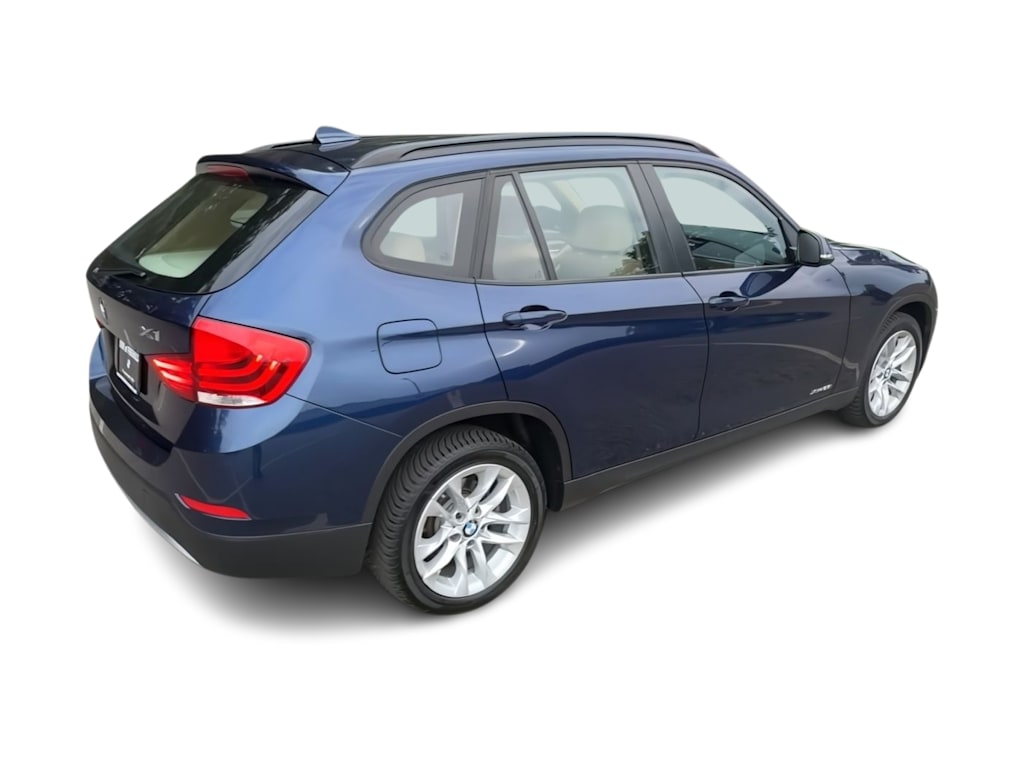 Thumbnail: 2015 BMW X1 - 23