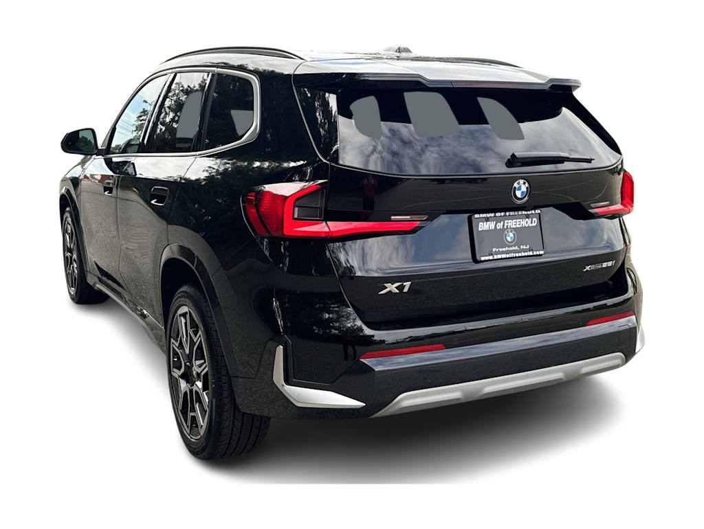 Thumbnail: 2026 BMW X1 - 4