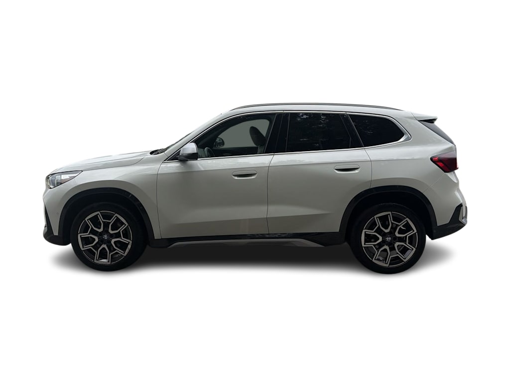 Thumbnail: 2023 BMW X1 - 25