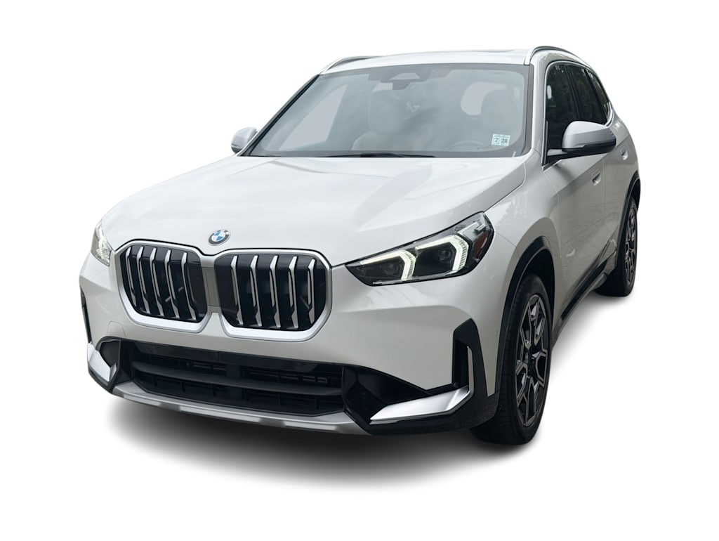 Thumbnail: 2023 BMW X1 - 6
