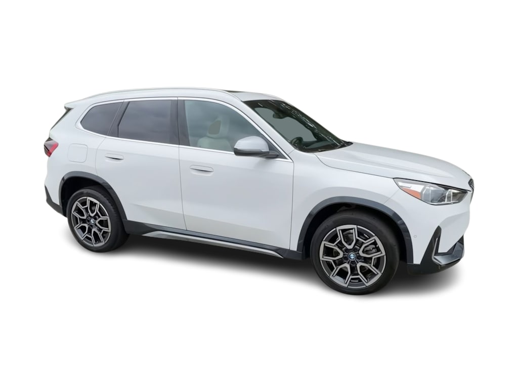 Thumbnail: 2023 BMW X1 - 24