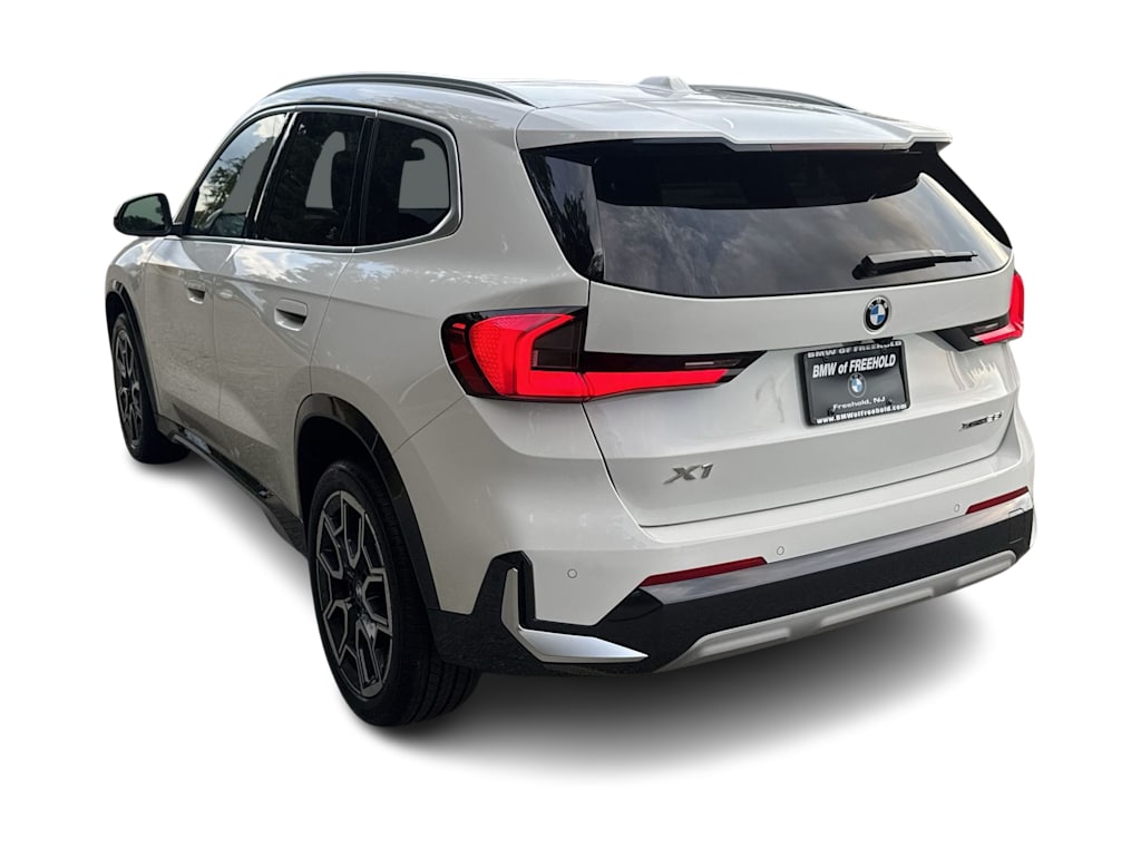 Thumbnail: 2026 BMW X1 - 4