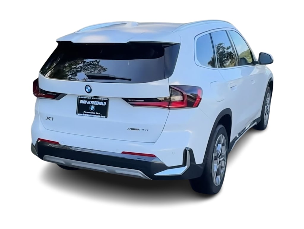 Thumbnail: 2026 BMW X1 - 21