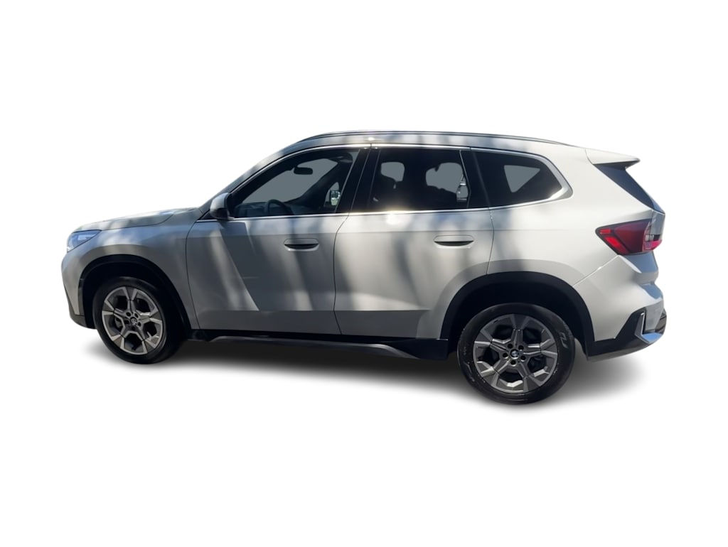Thumbnail: 2026 BMW X1 - 21