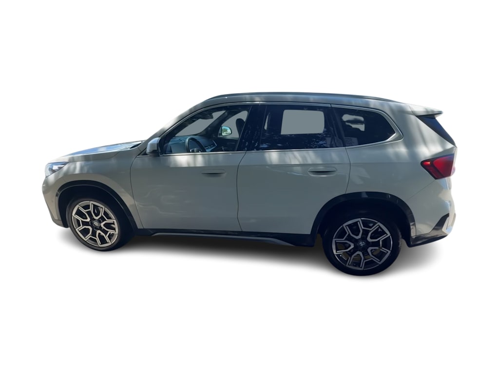 Thumbnail: 2026 BMW X1 - 3