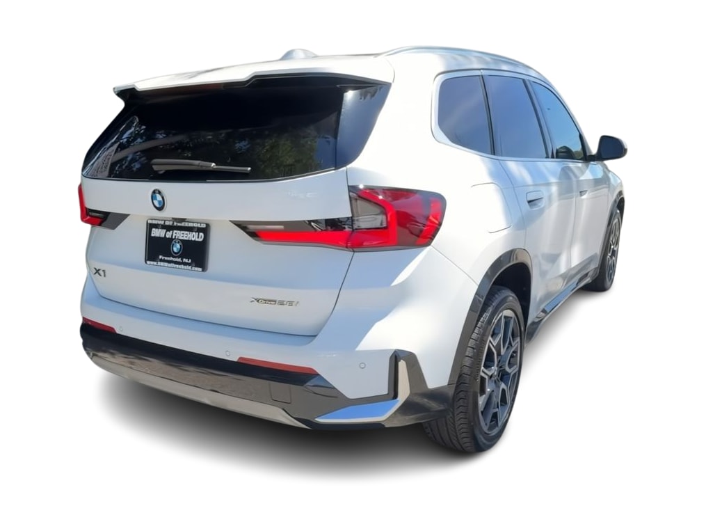 Thumbnail: 2026 BMW X1 - 21