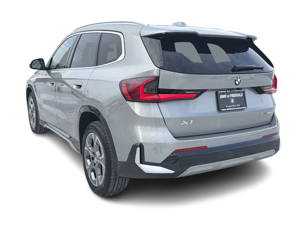 Thumbnail: 2025 BMW X1 - 25