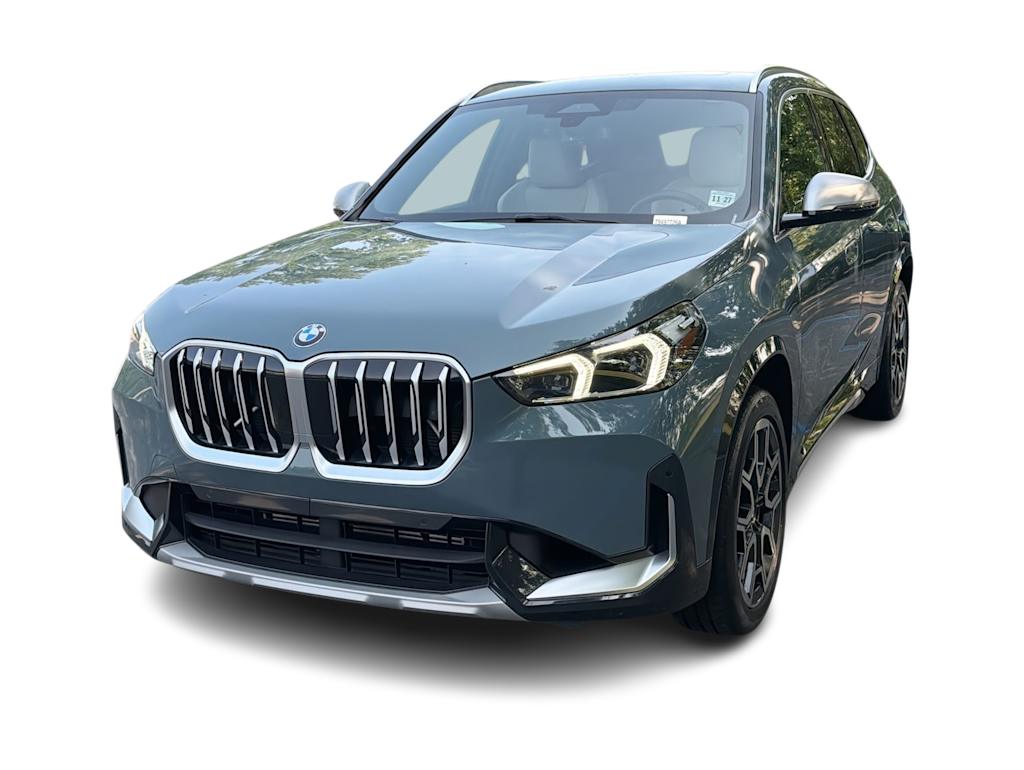 Thumbnail: 2023 BMW X1 - 6