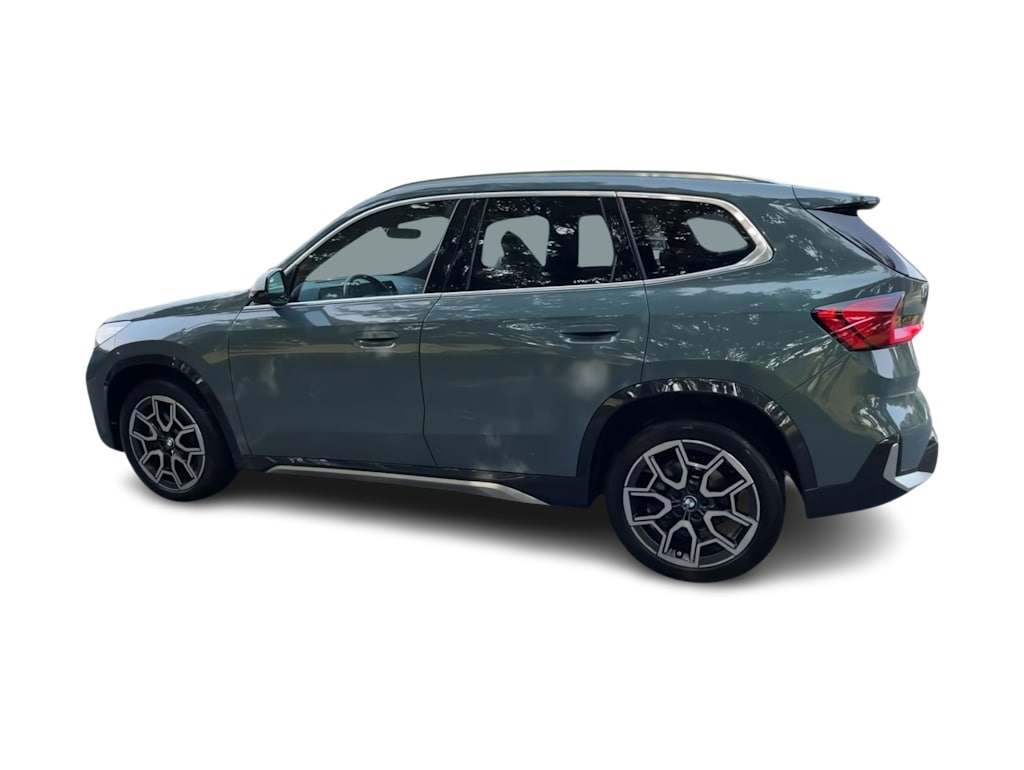Thumbnail: 2023 BMW X1 - 3