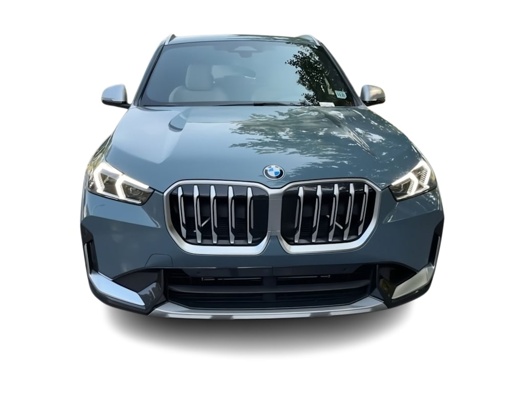 Thumbnail: 2023 BMW X1 - 21