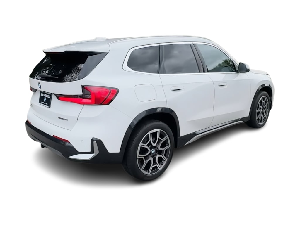 Thumbnail: 2023 BMW X1 - 23
