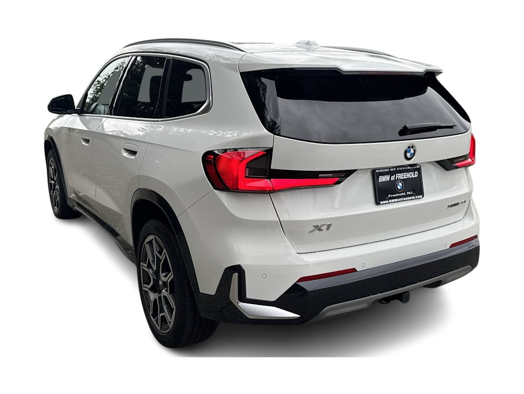 Thumbnail: 2023 BMW X1 - 4