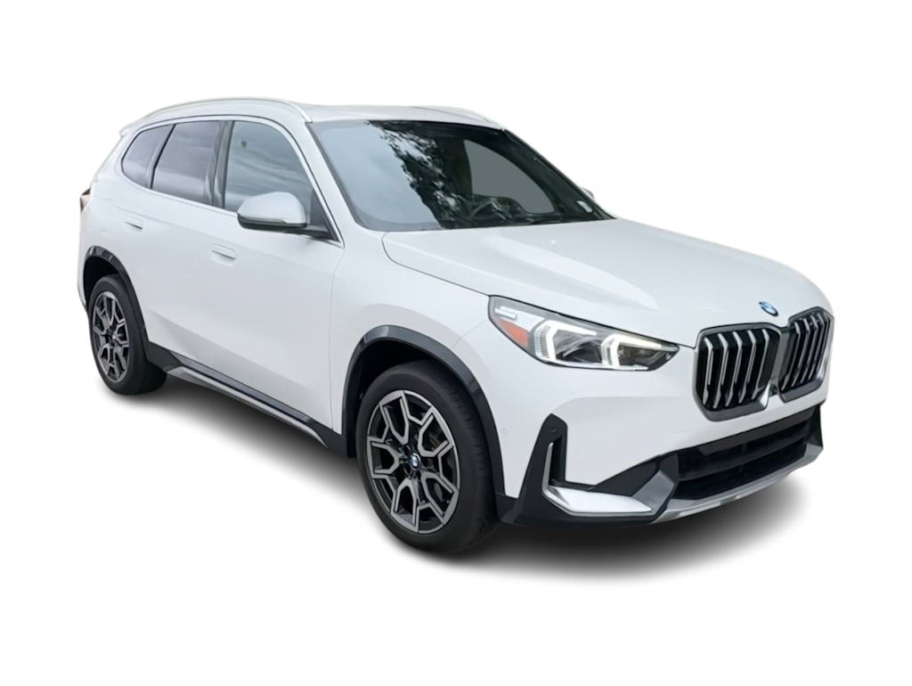 Thumbnail: 2023 BMW X1 - 20