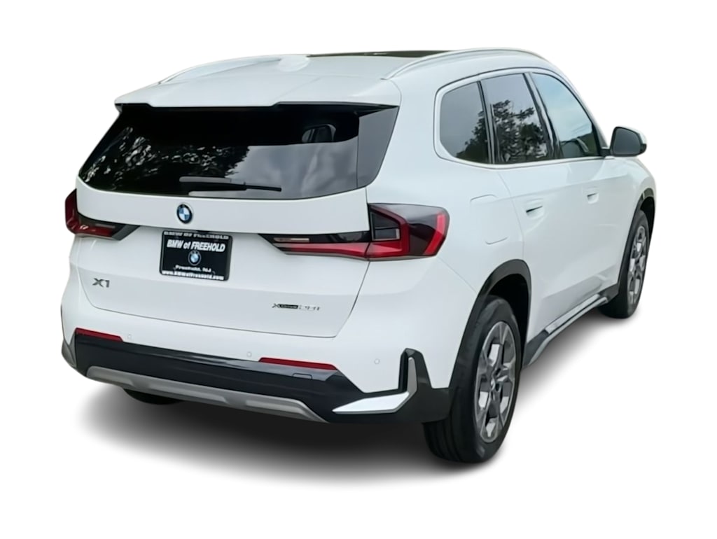 Thumbnail: 2026 BMW X1 - 23