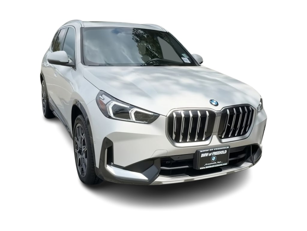Thumbnail: 2026 BMW X1 - 21