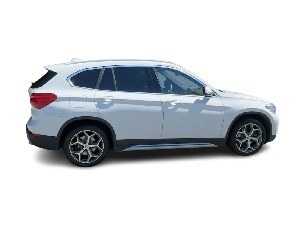 Thumbnail: 2019 BMW X1 - 24