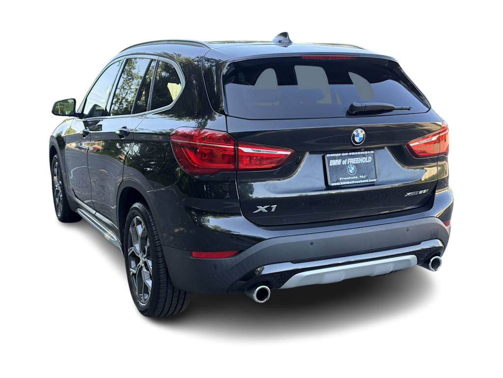 Thumbnail: 2021 BMW X1 - 26