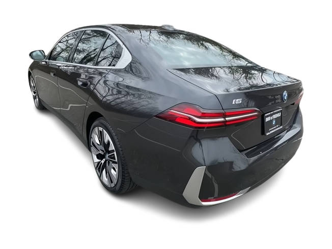 2025 BMW i5 xDrive40 4