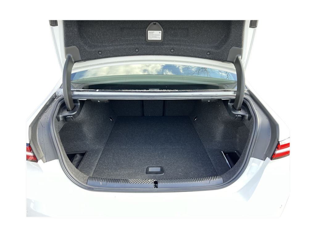 2024 BMW i5 eDrive40 18