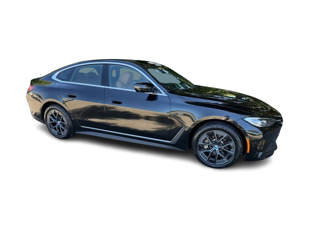 Thumbnail: 2023 BMW i4 - 24