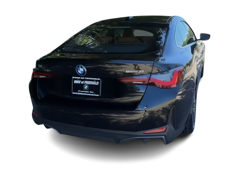 Thumbnail: 2023 BMW i4 - 22