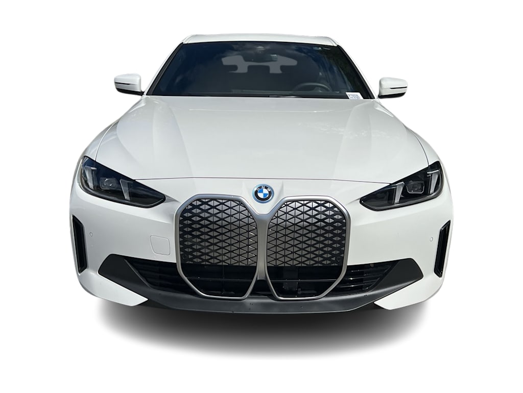 Thumbnail: 2025 BMW i4 - 27