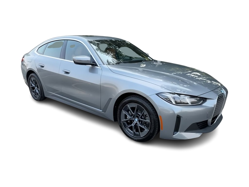 Thumbnail: 2026 BMW i4 - 19