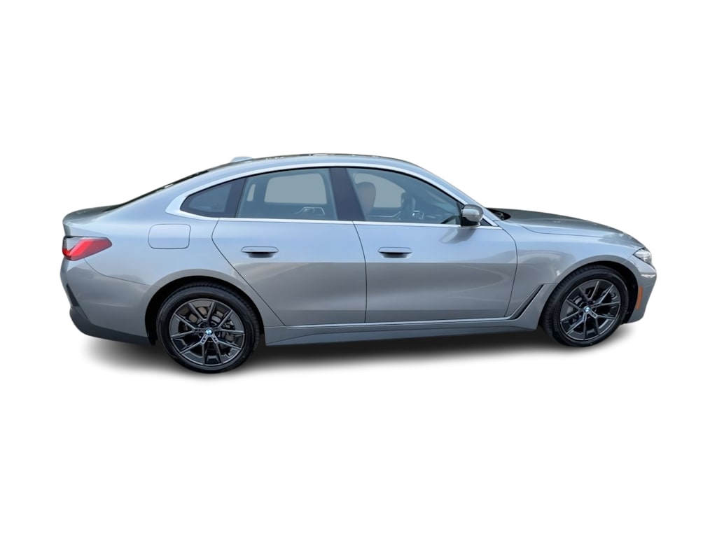 Thumbnail: 2026 BMW i4 - 25