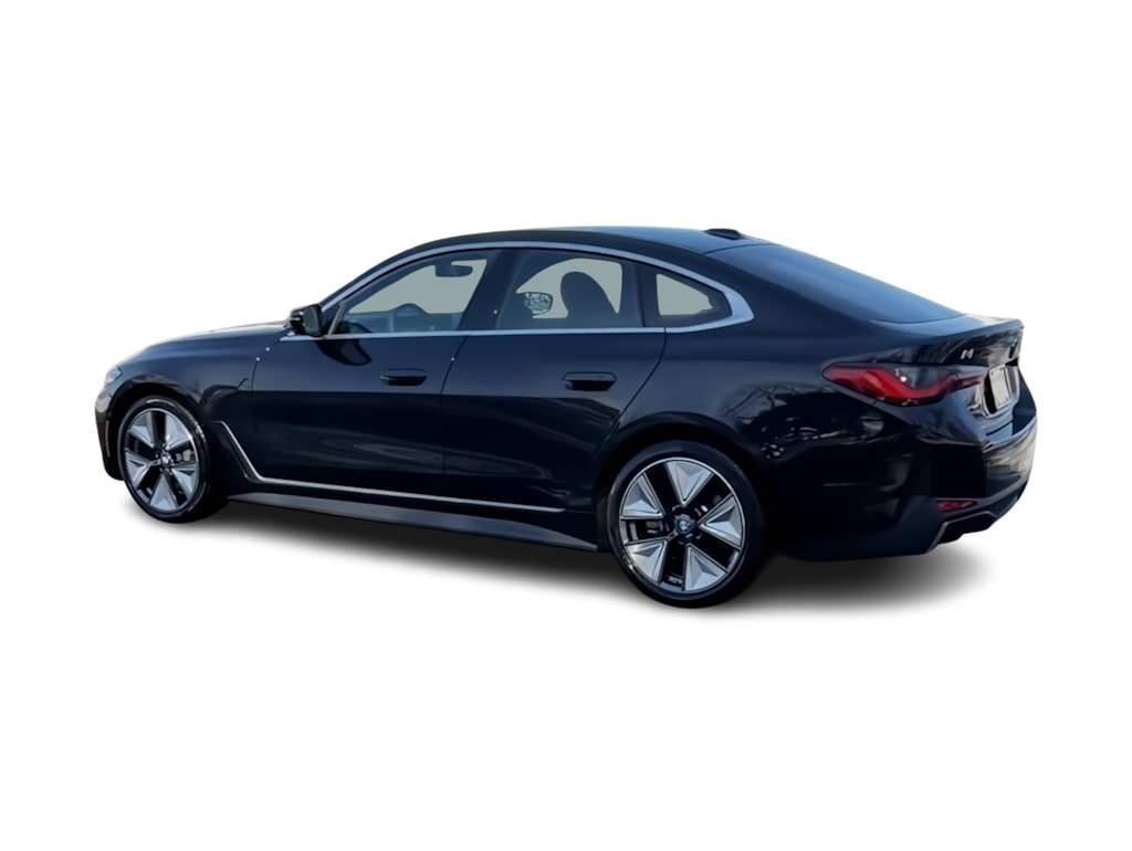 Thumbnail: 2025 BMW i4 - 23