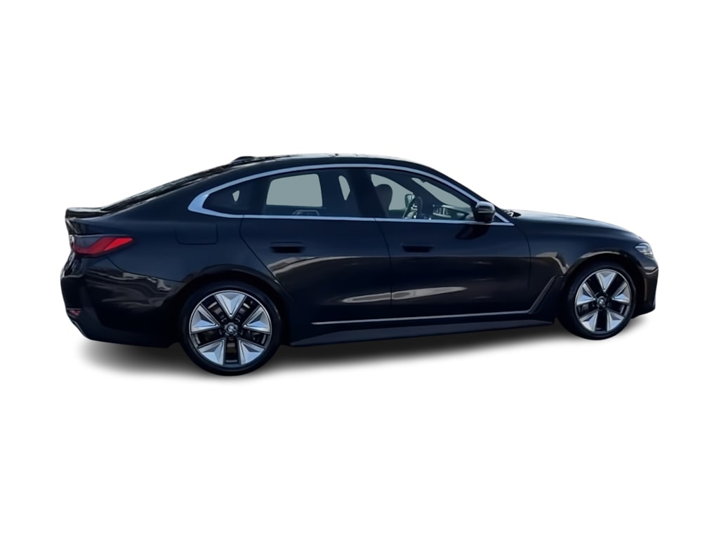 Thumbnail: 2025 BMW i4 - 21