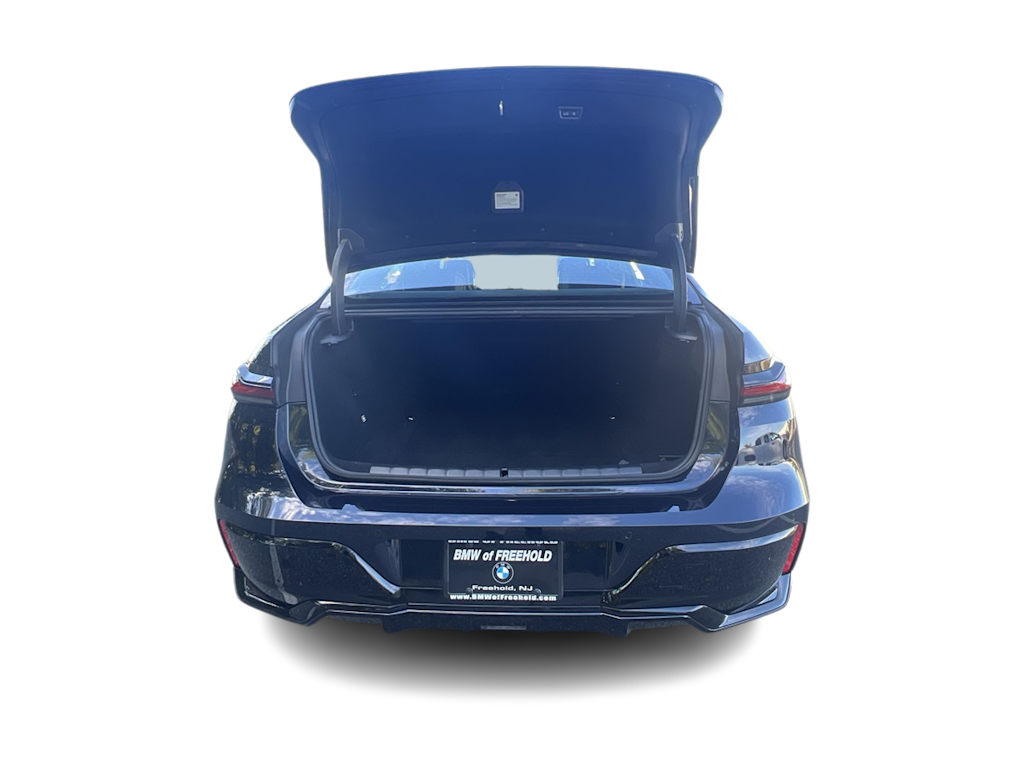 Thumbnail: 2025 BMW i7 - 26